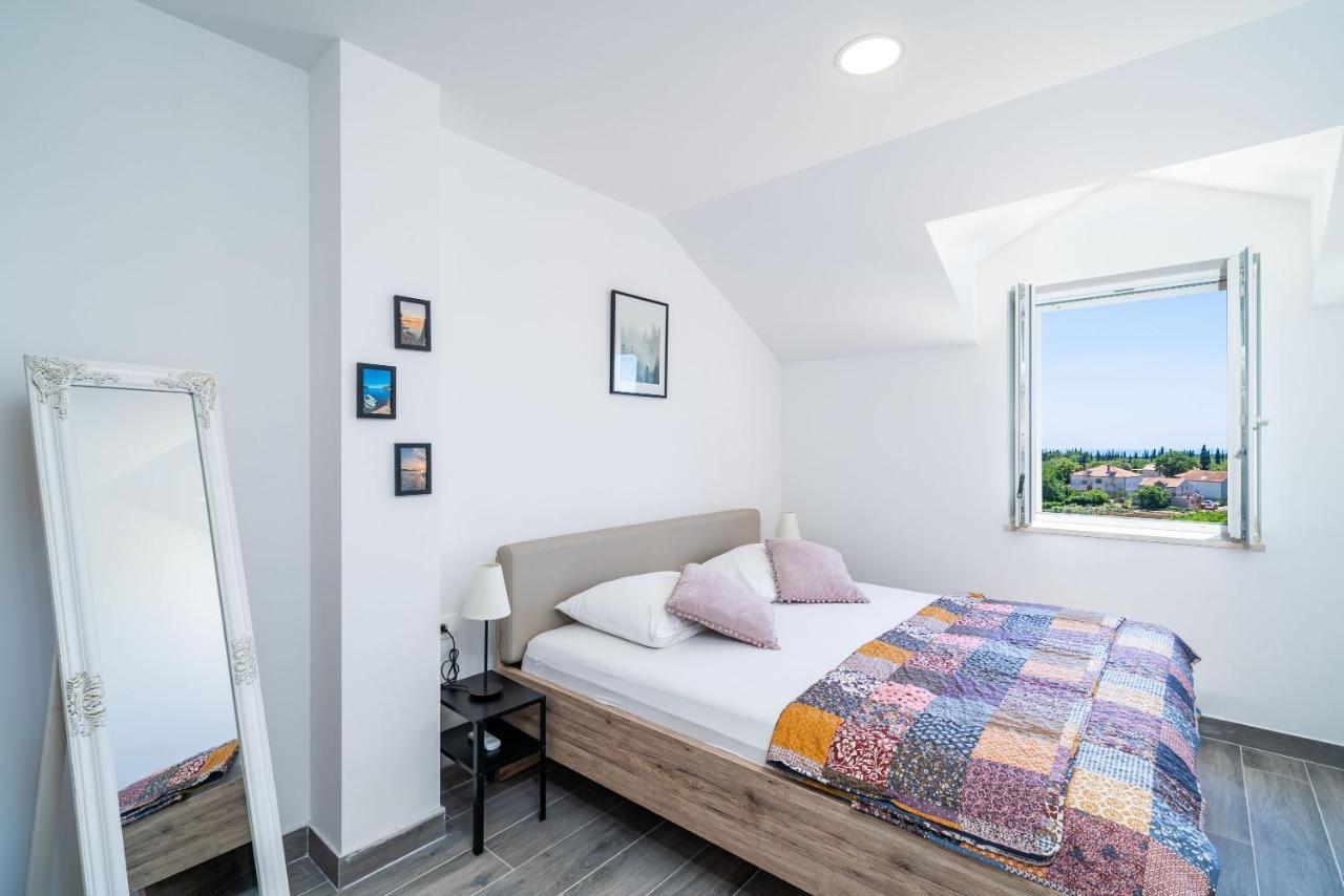 Apartments Amalija Čilipi Kültér fotó
