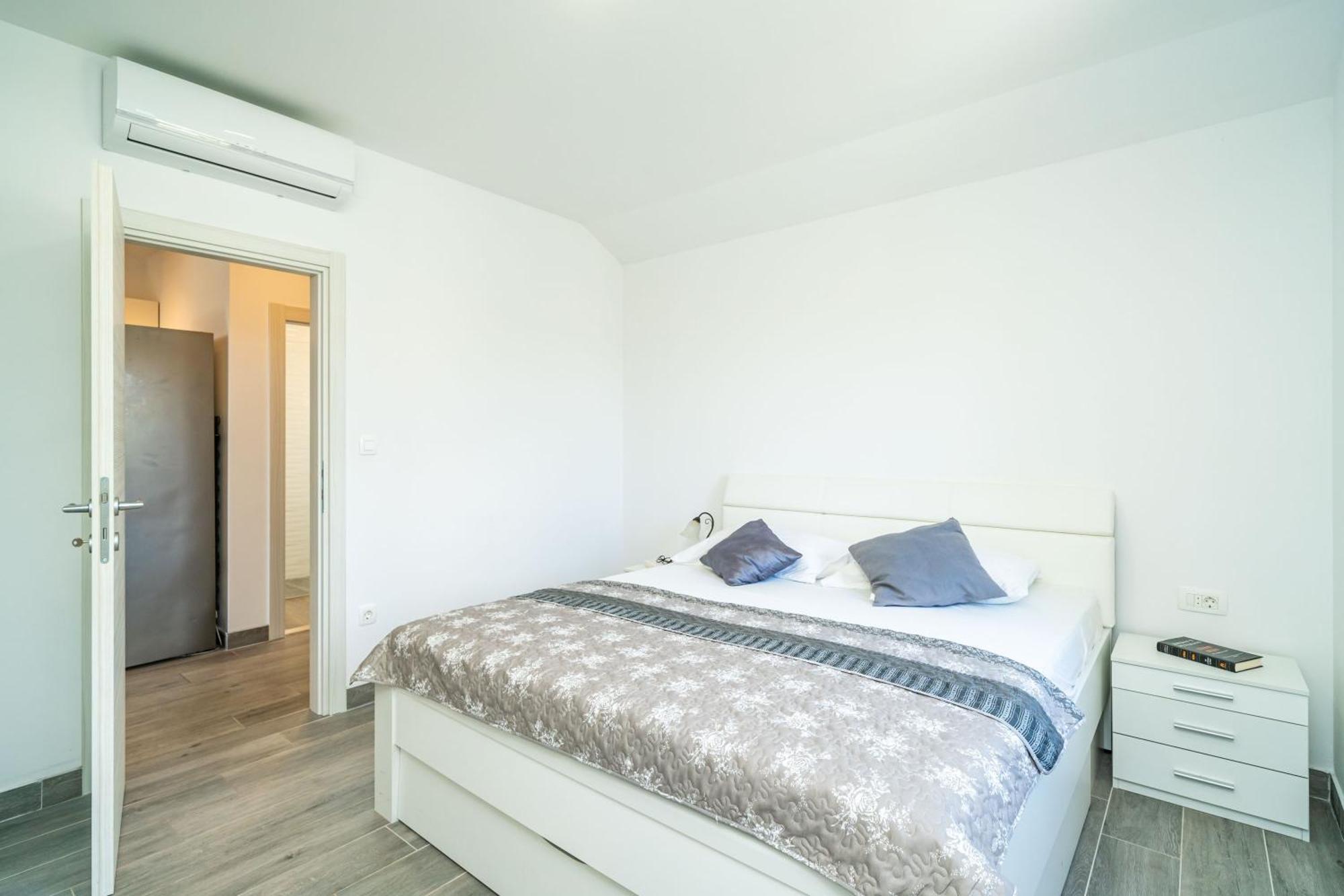 Apartments Amalija Čilipi Szoba fotó